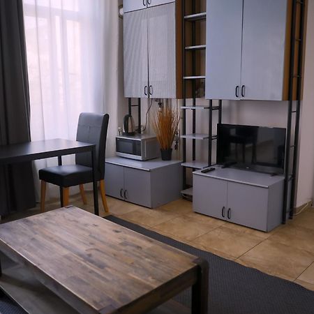 Color Apartments Street Blanari 12 布加勒斯特 外观 照片