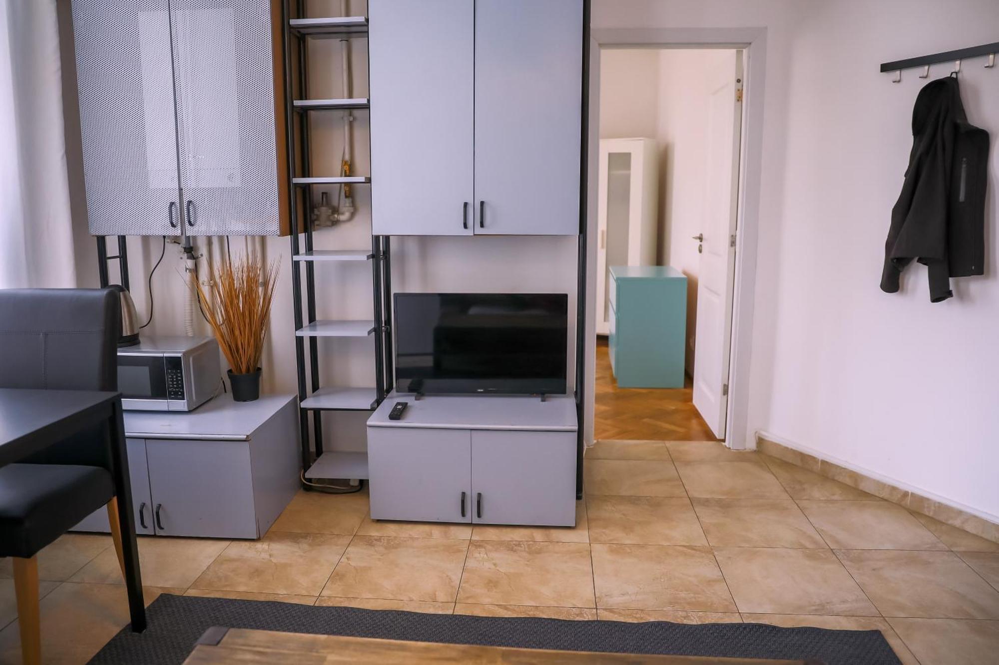 Color Apartments Street Blanari 12 布加勒斯特 外观 照片