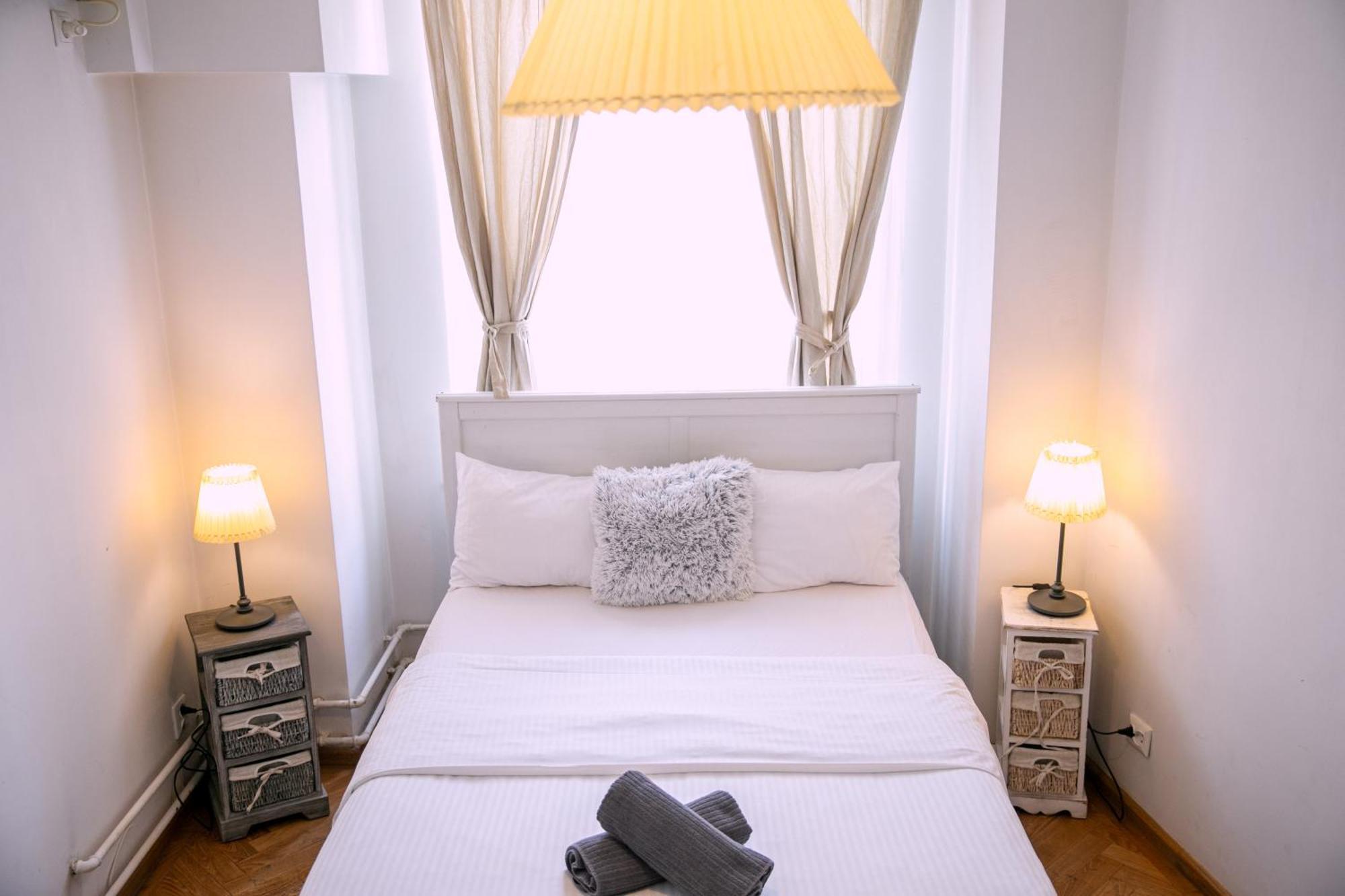 Color Apartments Street Blanari 12 布加勒斯特 外观 照片