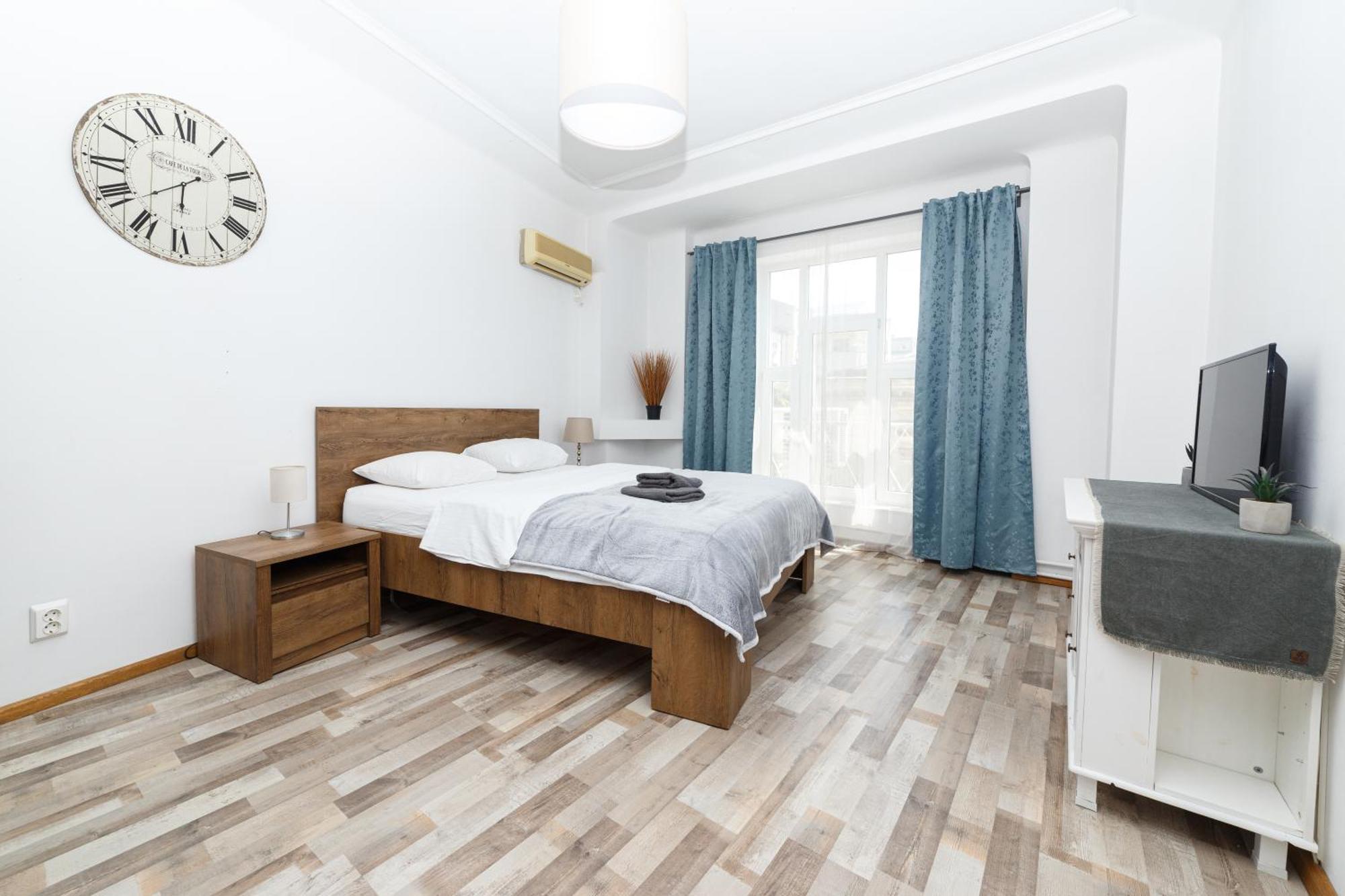 Color Apartments Street Blanari 12 布加勒斯特 外观 照片